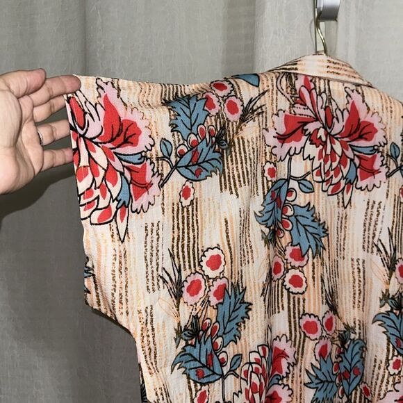 CUPSHE OS Oversized Collared Button Front Stripe Floral Swim Coverup Shirt - Picture 12 of 12